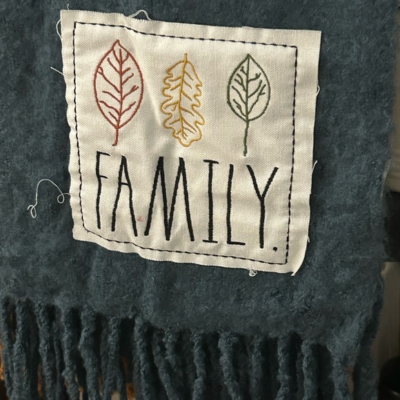 Rae Dunn Blue Family Throw - Picture 2 of 3